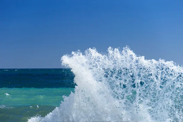 Büyük bir dalga — Stok fotoğraf