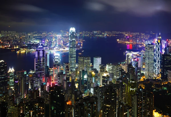 Hong kong paisaje urbano por la noche — Foto de Stock