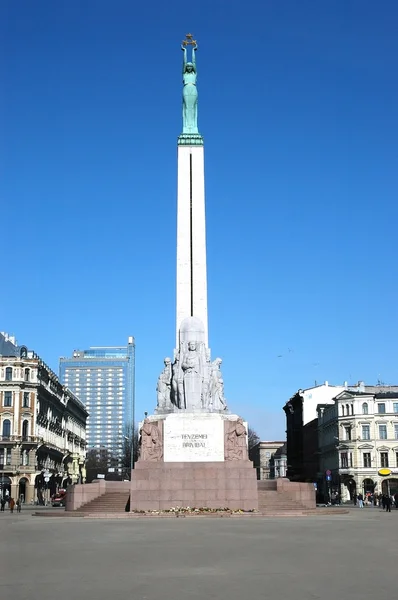 Statue of Freedom in Riga (Latvia), — Stock Photo, Image