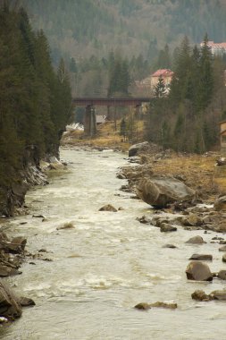 Dağ Nehri