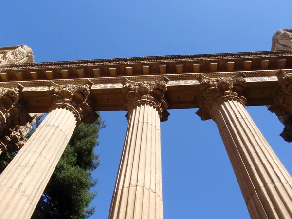 Columns of the Palace of Fine Arts — Stock Photo, Image
