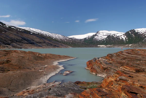 ノルウェーの氷河湖 — ストック写真