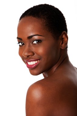 mutlu Afrikalı kadın, güzel dişler gülümsüyor.