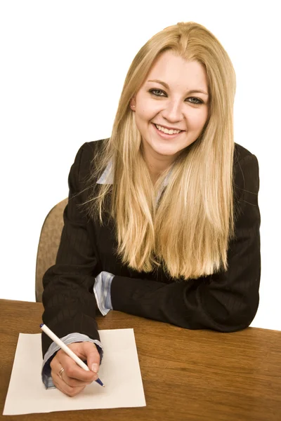 Молода бізнес-леді посміхається — стокове фото