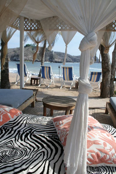 Salón en México en una playa privada — Foto de Stock