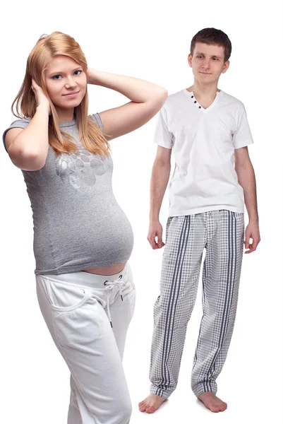 Junges schwangeres Paar. — Stockfoto