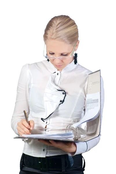 Businesswoman hold a folder of papers and write — Stock Photo, Image