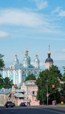 Smolensk ve Troitsky varsayımı katedral kilise