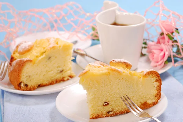 Ananász torta mazsolával — Stock Fotó