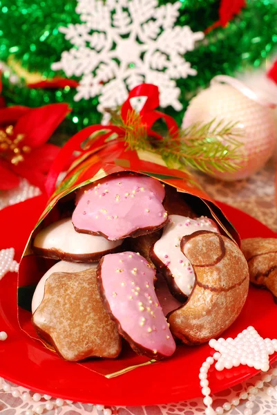 Pane di zenzero natalizio con glassa — Foto Stock