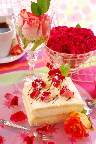 Cake for valentine`s party — Stock Photo, Image