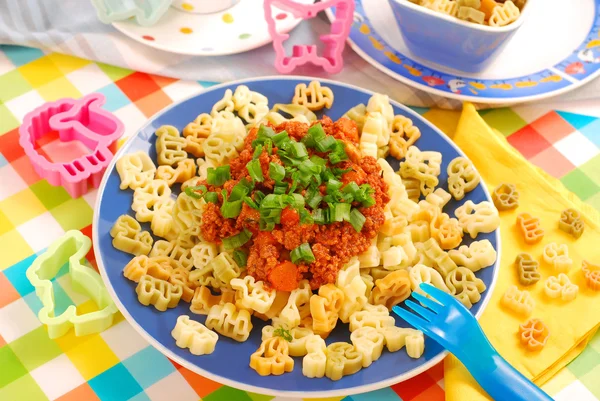 Spaghetti bolognese voor kind — Stockfoto