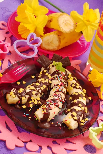 Bananen met chocolade en hagelslag voor kind — Stok fotoğraf