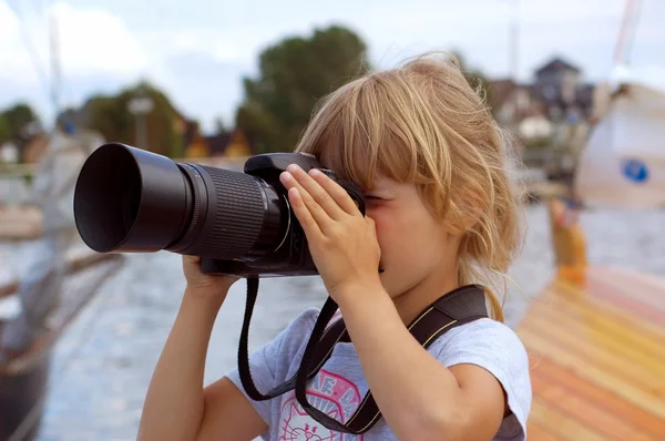 Young photographer on vacation — Stock Photo, Image