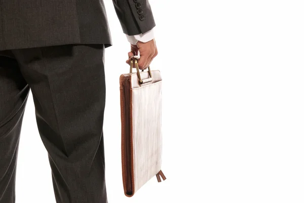 Uomo d'affari irriconoscibile indietro con valigia copia-spazio isolato su bianco — Foto Stock