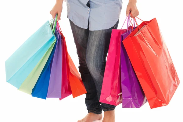 Mulher irreconhecível com sacos de compras isolados no fundo branco — Fotografia de Stock