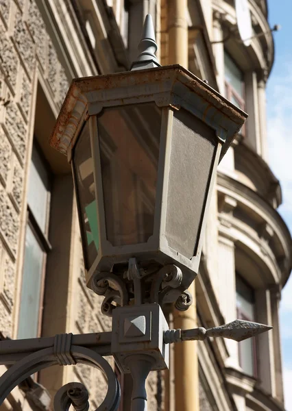 De straat lantaarn, is gefotografeerd in Rusland, st. petersburg — Stockfoto