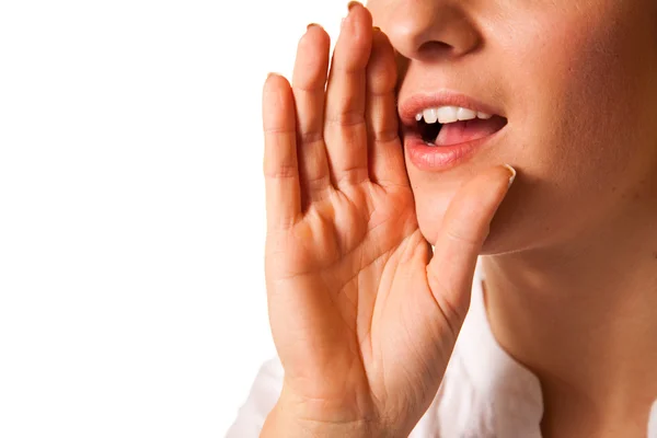 Diye bağıran kadın ağzını kapatmak — Stok fotoğraf