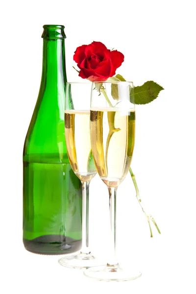 Розы День Святого Валентина Шампанское Вино Изолированы Белом — стоковое фото
