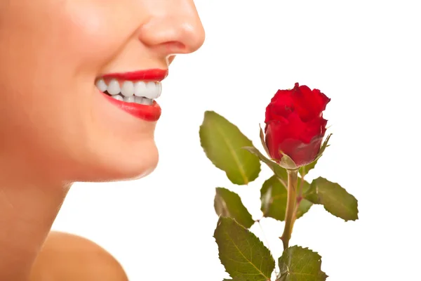 Όμορφη Γυναίκα Καυκάσιος Κόκκινα Τριαντάφυλλα Άσπρο Φόντο Απομονωμένες — Φωτογραφία Αρχείου