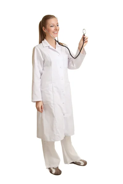 Arts Vrouw Uniform Met Stethoscoop Geïsoleerd Wit — Stockfoto