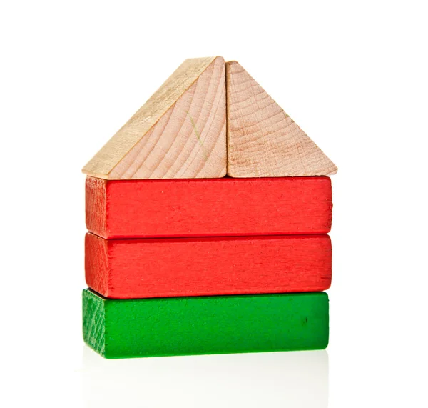 Jucărie din lemn blocuri colorate izolate pe alb — Fotografie, imagine de stoc