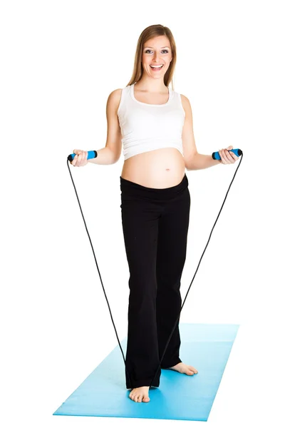 Gravid kvinna fitness isolerad på vit — Stockfoto