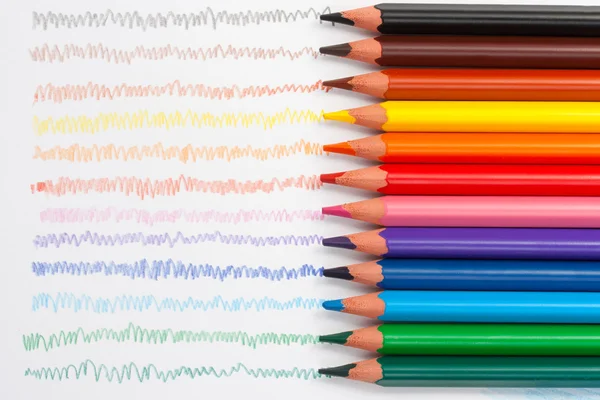 Üçgen renkli kalemler — Stok fotoğraf