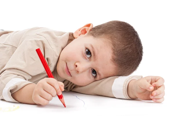 Küçük çocuk çiziyor — Stok fotoğraf