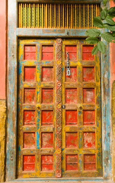 Hermosa puerta mexicana — Foto de Stock