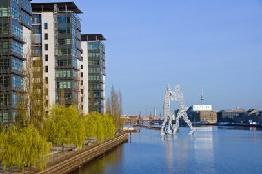 The Treptowers and Molecule men clipart