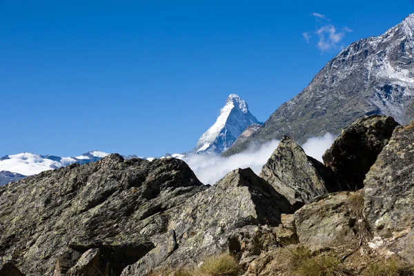 O Matterhorn aparece — Fotografia de Stock