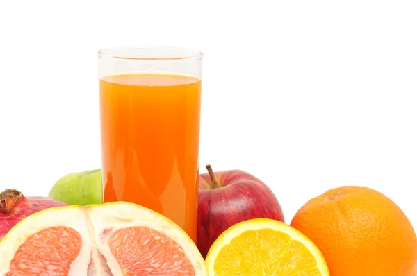 Glas med juice och frukt — Stockfoto