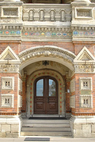 Russische Tür in Moskauer Villa — Stockfoto