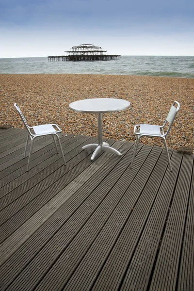 Praia de Brighton fora jantar — Fotografia de Stock