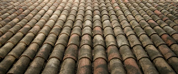 Azulejos del techo rústico provence france — Foto de Stock