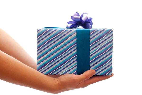 Gift in man's hands — Stock Photo, Image