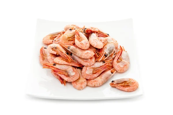 Délicieuses Crevettes Frites Dans Une Assiette Isolé Sur Blanc — Photo