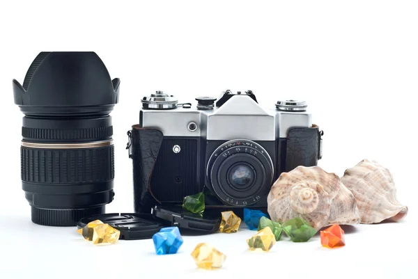 Černé Retro Analogové Kamery Objektivem Izolované Bílém — Stock fotografie