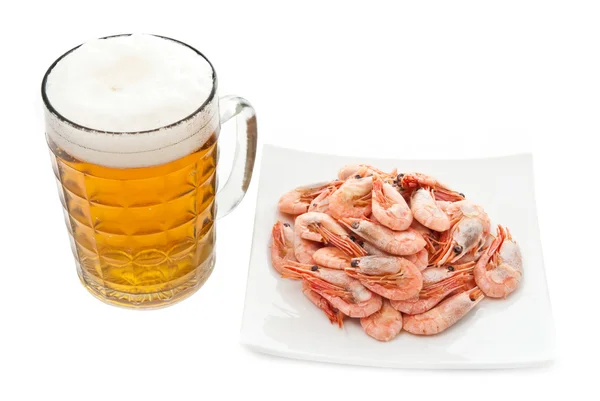 stock image Beer in glass and prawns