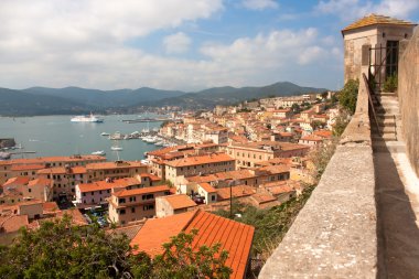 Portoferraio forte stella, elba Adası üzerinden görünümü