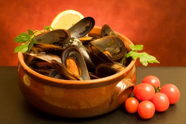 Bowl With Mussels Soup — Stock Photo, Image