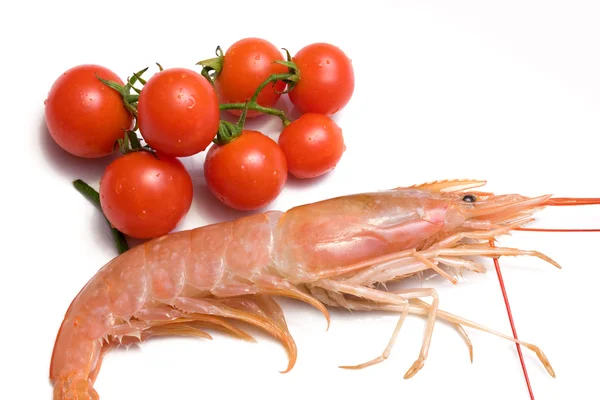 Jedzenie Składniki Krewetki Pomidorkami Białym Tle — Zdjęcie stockowe