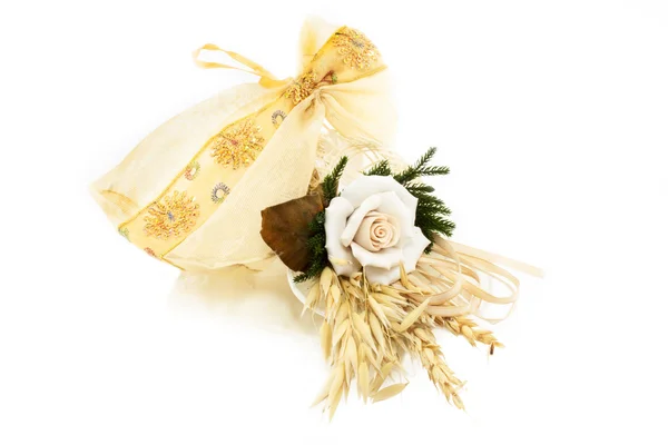 Μπομπονιέρα γάμου διακοσμημένα με τριαντάφυλλο — Φωτογραφία Αρχείου