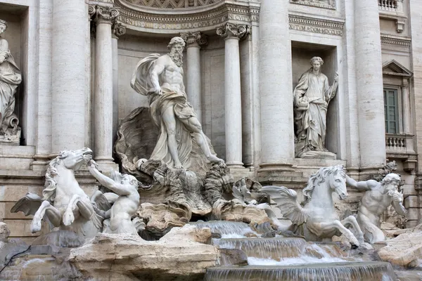 Detail des Trevi-Brunnens in Rom — Stockfoto