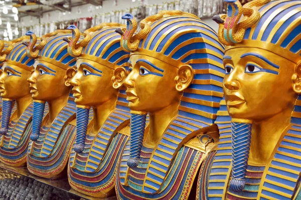 Počet Sochy Faraonů Dárkovém Obchodě — Stock fotografie