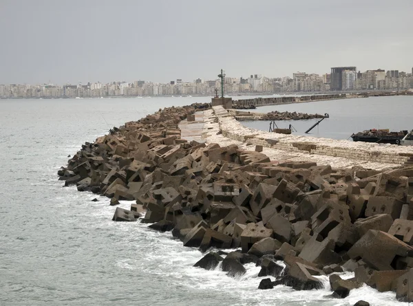 Wellenbrecher im Seehafen, Alexandria, Ägypten, Afrika — Stockfoto