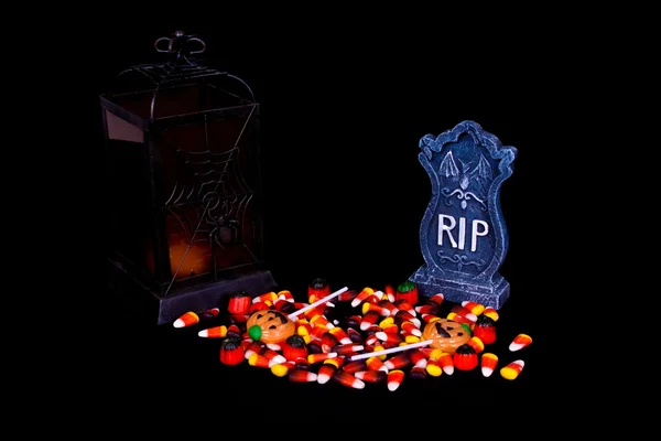 Halloween Candy, Lantern and Gravestone — Stock Photo, Image