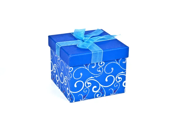 Рождественский подарочный ящик в синем — стоковое фото