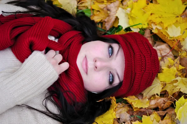 Autumn beauty woman — Stockfoto